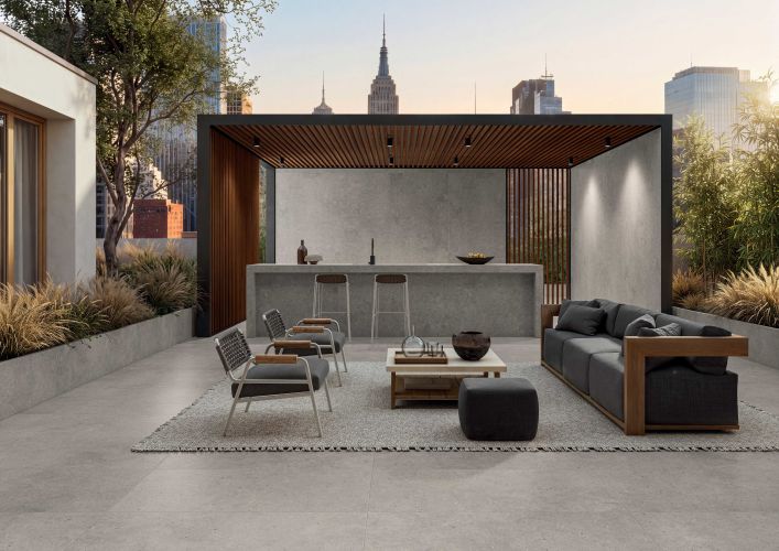 Click to enlarge image ITALGRANITI_Silver grain plus_Terrazza_pag 46-47_07_08_26.jpg